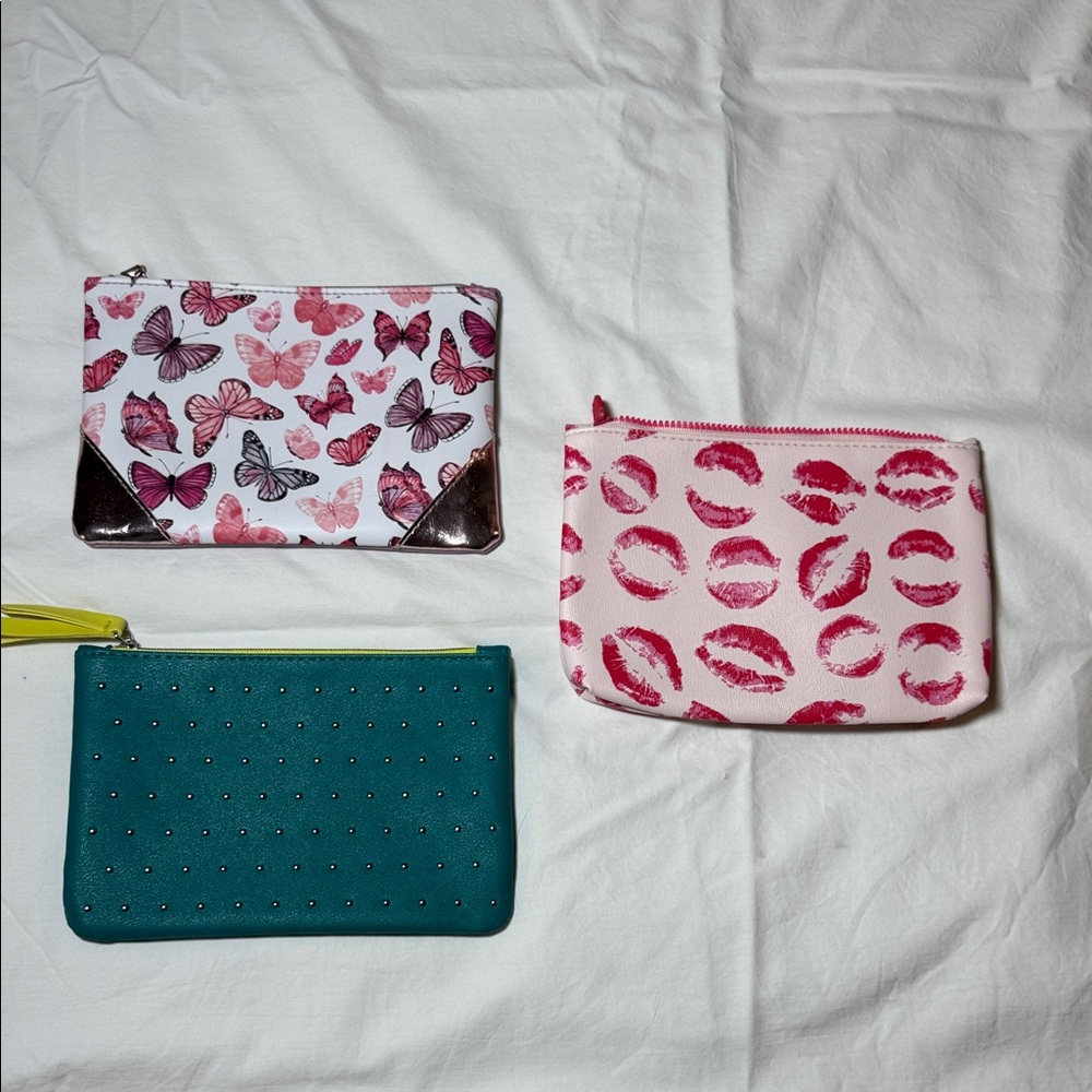 Set of 3 cosmetic pouches